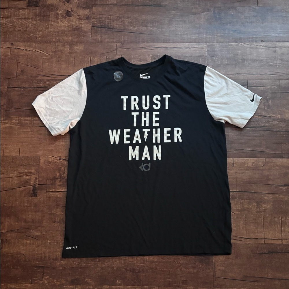 Nike Kevin Durant trust the weather man Tshirt xL Preown